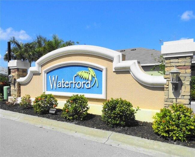 25152 E Lenox Cir in Punta Gorda, FL - Building Photo - Building Photo