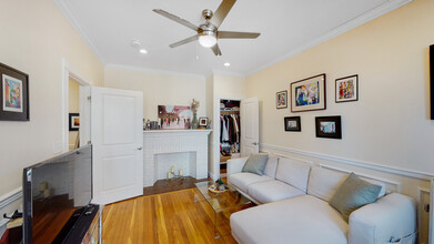 14 Glenville Ave, Unit 9 in Boston, MA - Foto de edificio - Building Photo