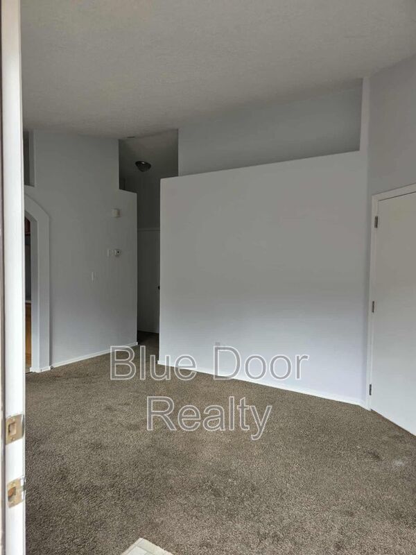 6244 Vaughn Dr NE in Rio Rancho, NM - Building Photo - Building Photo
