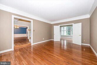 3220 Winmoor Dr in Ijamsville, MD - Building Photo - Building Photo