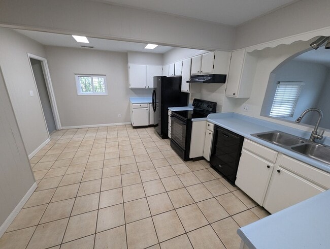 4888 Elm Ct in Denver, CO - Building Photo - Building Photo