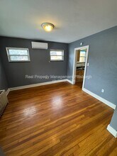 4 Amherst Ave in Pittsburgh, PA - Foto de edificio - Building Photo