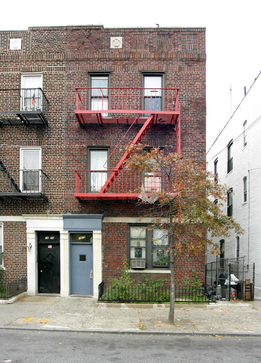 1879 Troutman St in Flushing, NY - Building Photo