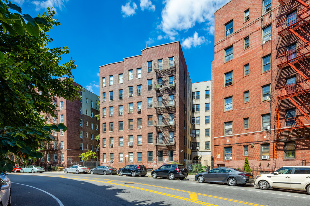 70 Lenox Rd in Brooklyn, NY - Foto de edificio