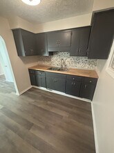 3069 E 67th St in Cleveland, OH - Building Photo - Building Photo