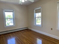 44 Callender St, Unit 2 in Cambridge, MA - Building Photo - Building Photo