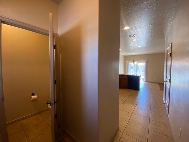 290 W Buena Vista Blvd in Washington, UT - Building Photo - Building Photo