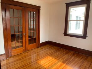 20 5th Ave in Danbury, CT - Building Photo - Building Photo