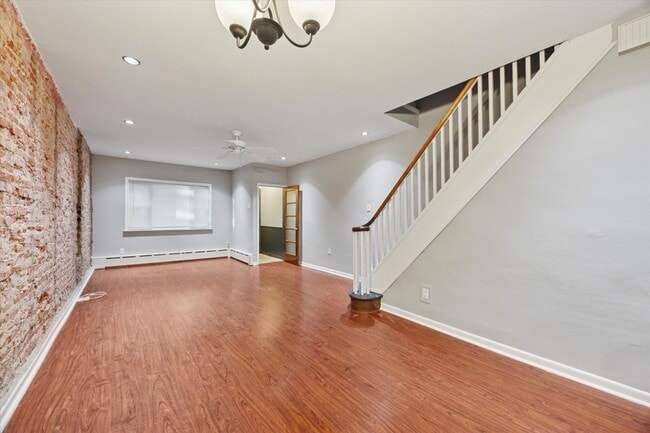 1321 Mifflin St in Philadelphia, PA - Building Photo - Building Photo