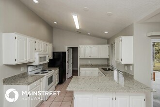 180 Hurtig Ave NW in Palm Bay, FL - Building Photo - Building Photo