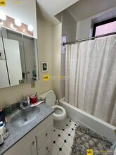 466 Park Dr, Unit 4 in Boston, MA - Foto de edificio - Building Photo