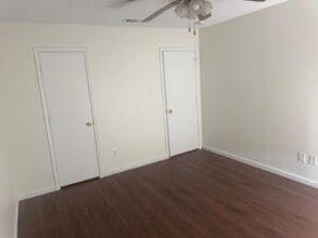 1928 Helen Ln in Lewisville, TX - Building Photo - Building Photo