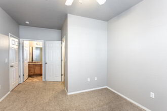 Coryell Courts Apartments in Springfield, MO - Building Photo - Interior Photo