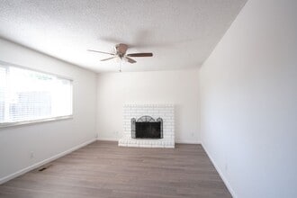 1949 Shushan Dr in Ceres, CA - Building Photo - Building Photo