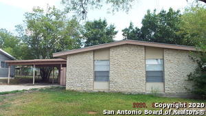 4722 Castle Sword in San Antonio, TX - Building Photo