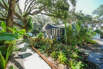 1230 35th St in Sarasota, FL - Building Photo - Building Photo