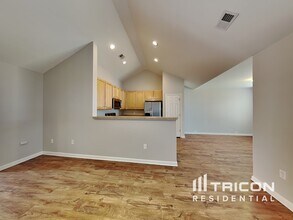 300 Barnevelder Dr in Lexington, SC - Building Photo - Building Photo