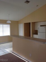 1031 NE 7th Pl in Cape Coral, FL - Building Photo - Building Photo