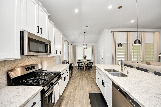 property at 6618 Beacon View Dr