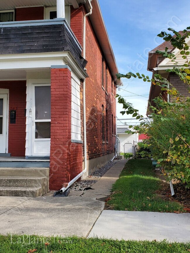 743 Forsythe St-Unit -#1 in Toledo, OH - Building Photo - Building Photo