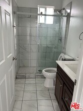 5441 N Clybourn Ave in Los Angeles, CA - Building Photo - Building Photo