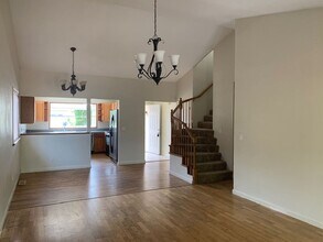 1124 Hailey Ct in Rohnert Park, CA - Building Photo - Building Photo