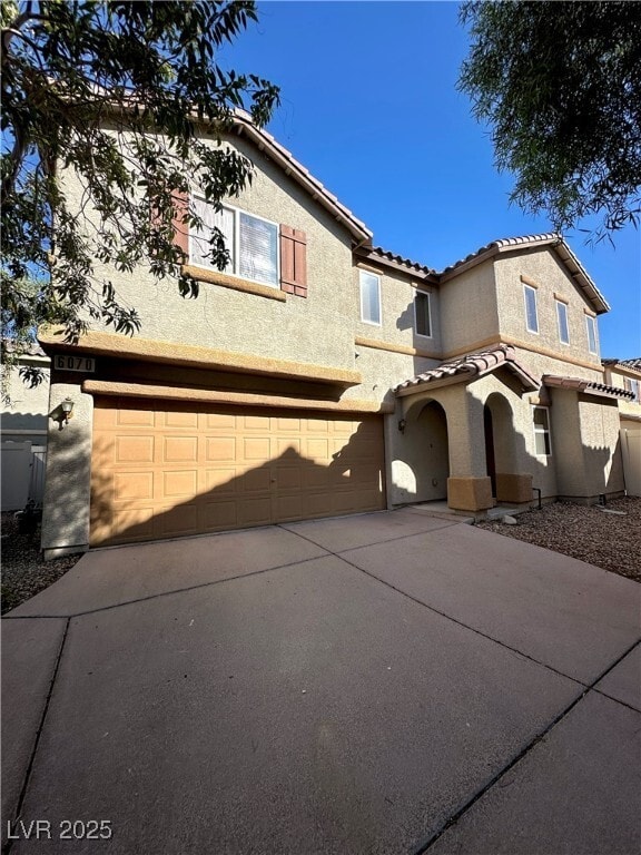 6070 Devers Ct in Las Vegas, NV - Building Photo - Building Photo