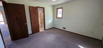 2020 Crosstown Blvd NE in Ham Lake, MN - Building Photo - Building Photo