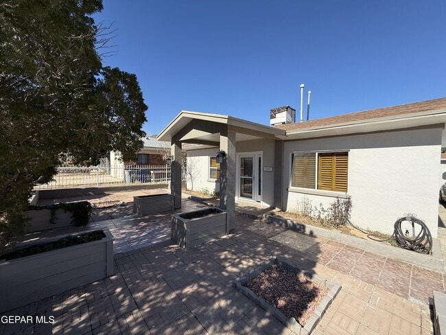 3411 Leavell Ave in El Paso, TX - Building Photo - Building Photo