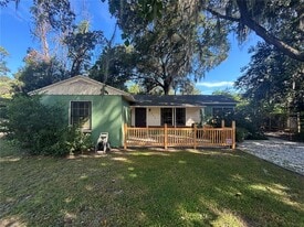 902 NW 24th Ave in Gainesville, FL - Building Photo