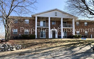 Andrea Court North in Newburgh, IN - Building Photo