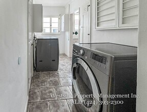 9369 W Olympic Blvd in Beverly Hills, CA - Building Photo - Building Photo