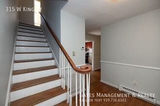 315 W King St in Hillsborough, NC - Building Photo - Building Photo