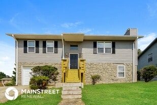 1833 Huntington Dr in Birmingham, AL - Building Photo