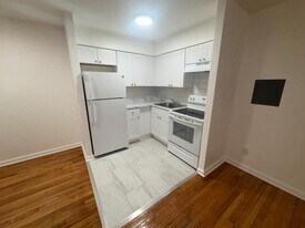 702-704-704 Fifth Ave, Unit A4 in Asbury Park, NJ - Building Photo