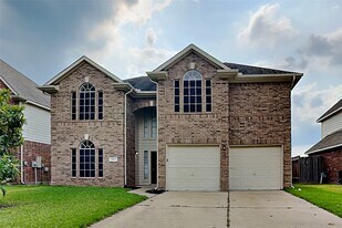 22723 W Waterlake in Richmond, TX - Building Photo