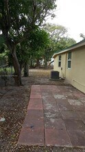 805 NW 4th Ave in Pompano Beach, FL - Building Photo - Building Photo