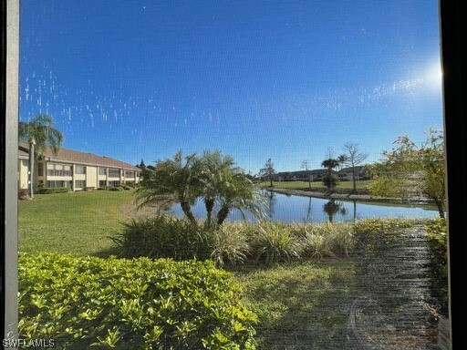 5810 Trailwinds Dr in Ft. Myers, FL - Building Photo - Building Photo