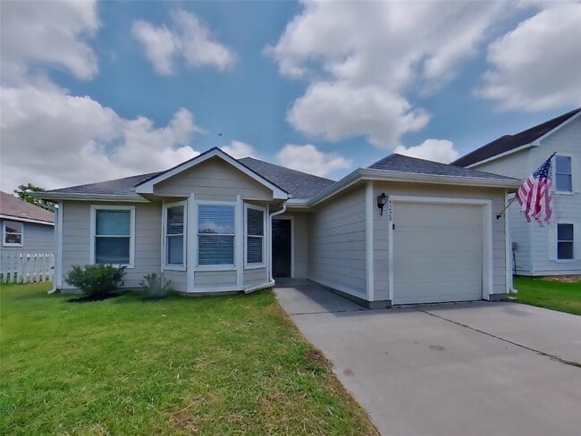 property at 5029 Hauna Ln