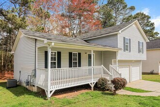 385 River Trace Dr in Villa Rica, GA - Building Photo - Building Photo