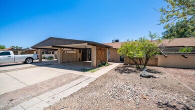 5229 W Palo Verde Ave in Glendale, AZ - Building Photo - Building Photo