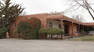 1017 Truman St SE in Albuquerque, NM - Building Photo - Building Photo