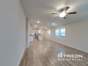 5217 Saddle Clb Dr in Georgetown, TX - Building Photo - Building Photo