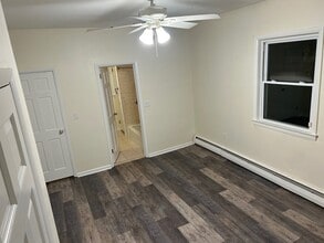 626 King Georges Rd, Unit 1 in Fords, NJ - Building Photo - Building Photo