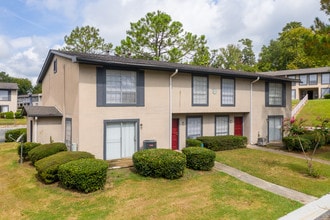 Highland Hills in Rossville, GA - Foto de edificio - Building Photo