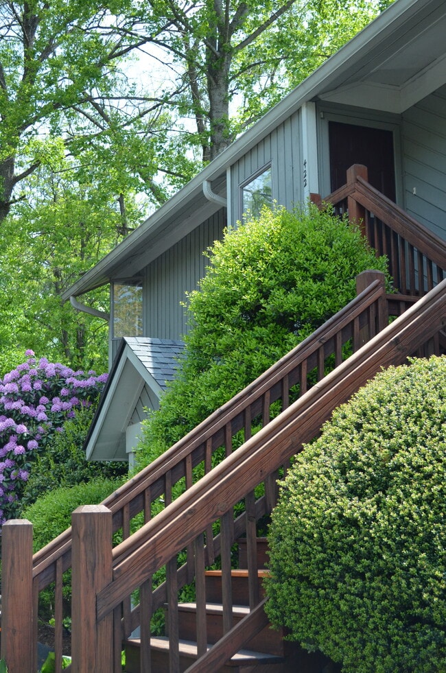 422 Windswept Dr, Unit Mountaintop View Condominium