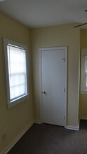 19 Hampden Ct, Unit B in Charleston, SC - Building Photo - Building Photo