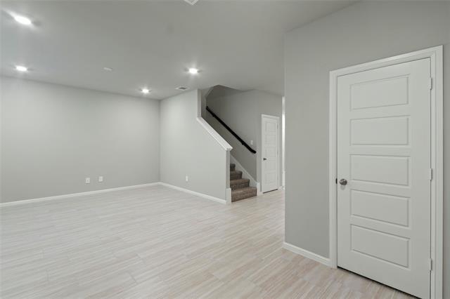 3101 Strawberry Farm Ln in Fort Worth, TX - Foto de edificio - Building Photo