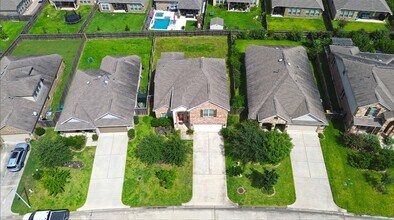 2424 Branshill Dr in Conroe, TX - Building Photo - Building Photo