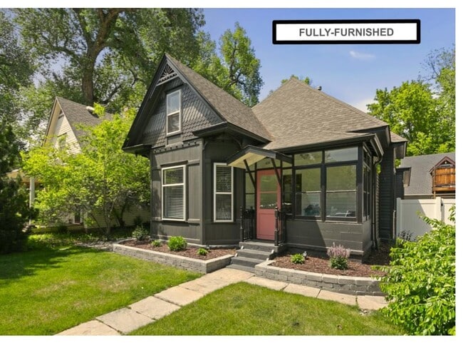 property at 424 W Oak St